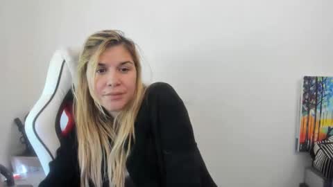 MIA online show from October 2025 10:45:01 AM