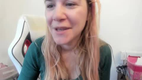 MIA online show from November 2025 08:47:01 AM