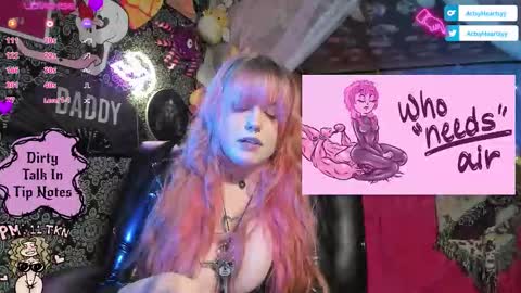 ArtsyHeartsyy online show from January 2026 03:41:01 AM