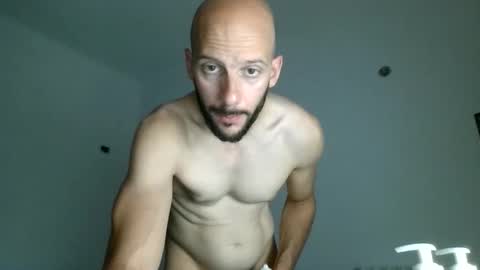 artur833 online show from June 2026 07:02:02 PM
