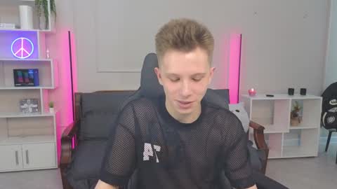 Archie online show from January 2025 04:44:01 AM