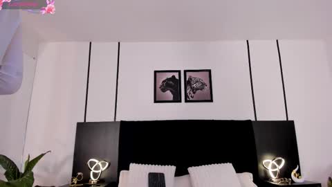 hellen online show from February 2026 03:07:02 AM