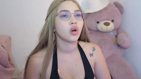 Snapshot of ary1_ chatting on January 2026 09:12:01 AM Ary online show from January 2026 09:12:01 AM