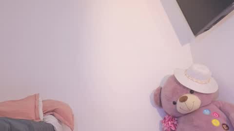 Snapshot of ary1_ chatting on February 2026 04:44:01 AM Ary online show from February 2026 04:44:01 AM