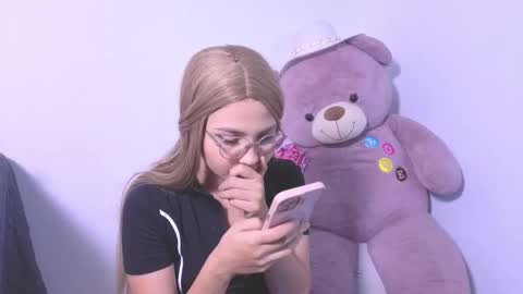 Snapshot of ary1_ chatting on February 2026 04:55:02 AM Ary online show from February 2026 04:55:02 AM