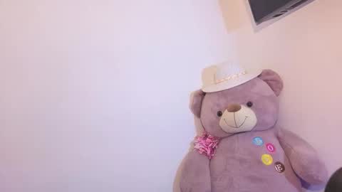 Snapshot of ary1_ chatting on March 2026 05:32:02 AM Ary online show from March 2026 05:32:02 AM