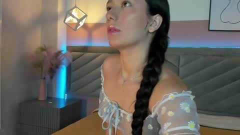 ARY THOMPSON online show from March 2026 12:27:02 PM