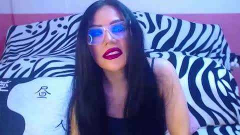 Snapshot of ary_z chatting on March 2026 01:22:01 AM Ary online show from March 2026 01:22:01 AM