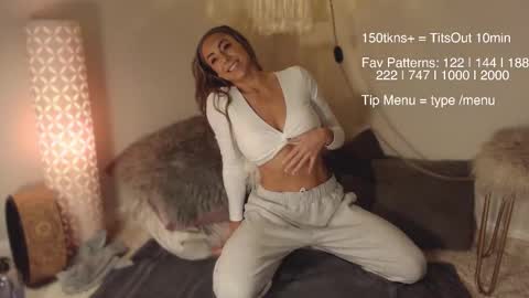 Snapshot of aryiia chatting on March 2026 03:27:01 PM Aryiiana Aryiia online show from March 2026 03:27:01 PM