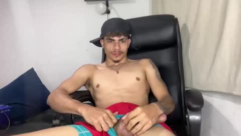 Snapshot of arzu_08 chatting on April 2026 01:15:02 PM arzu_08 online show from April 2026 01:15:02 PM