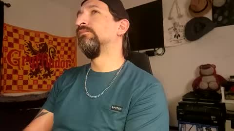 Snapshot of asanator101 chatting on December 2025 01:10:01 AM devilPup75 online show from December 2025 01:10:01 AM