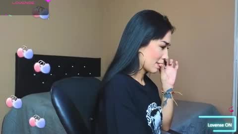 Snapshot of asenaesmee chatting on February 2025 09:10:01 PM Asena online show from February 2025 09:10:01 PM