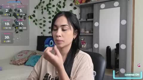 Snapshot of asenaesmee chatting on September 2025 06:19:01 PM Asena online show from September 2025 06:19:01 PM