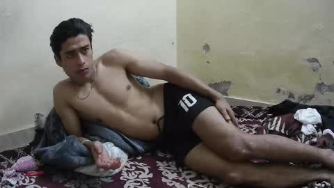 ash2730 online show from November 2025 04:28:02 PM