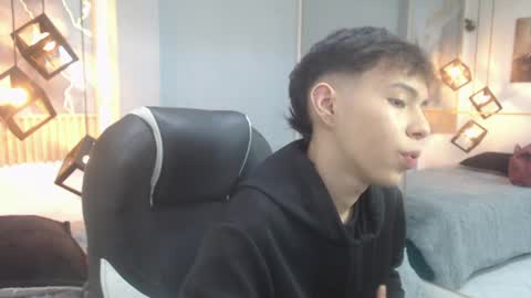 Snapshot of ash_kai chatting on July 2026 07:43:01 PM ash_kai online show from July 2026 07:43:01 PM