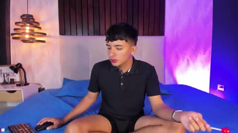 ash_russell online show from January 2026 07:41:02 PM