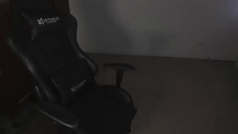 Snapshot of ash_smith1 chatting on December 2024 10:31:01 PM ash_smith1 online show from December 2024 10:31:01 PM