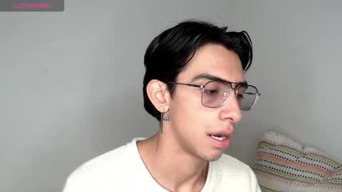 Ash online show from December 2025 03:01:01 AM