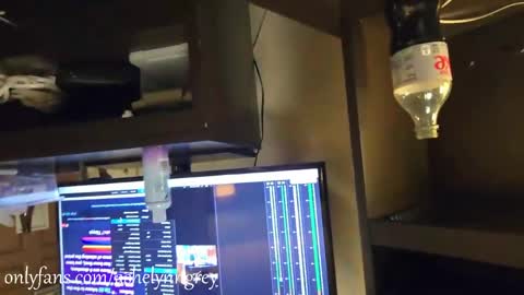 Snapshot of ashelynngrey1986 chatting on April 2026 03:55:01 AM Ashelynn Grey online show from April 2026 03:55:01 AM
