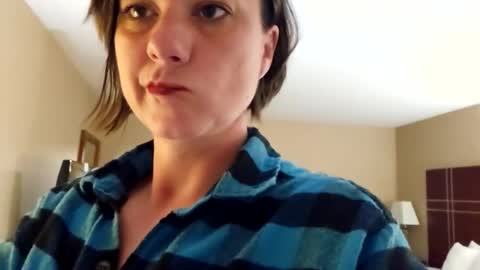 Snapshot of ashelynngrey1986 chatting on May 2026 07:02:02 AM Ashelynn Grey online show from May 2026 07:02:02 AM