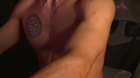 Snapshot of asher_88 chatting on December 2025 06:17:01 PM Jerk Machine online show from December 2025 06:17:01 PM