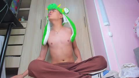 Asher online show from June 2026 12:22:01 AM