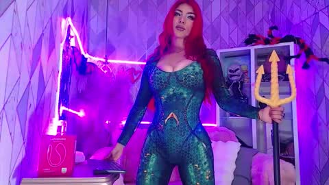 Ashey online show from October 2025 10:16:02 AM