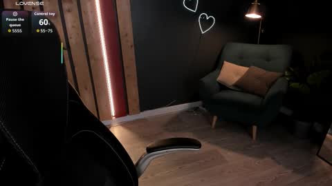 Ash online show from September 2025 12:17:01 PM