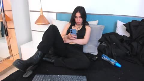 Ashkoreh online show from January 2026 07:41:01 PM