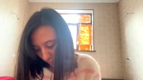 Astrid online show from October 2025 06:08:01 AM