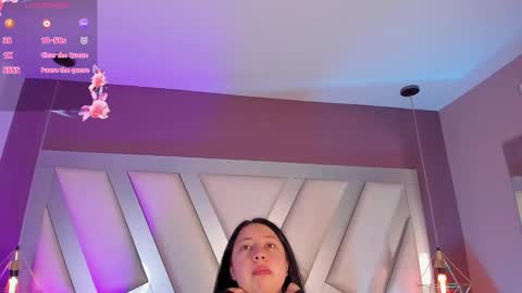 Snapshot of ashleey_bell_ chatting on May 2026 12:10:01 PM Ashley online show from May 2026 12:10:01 PM