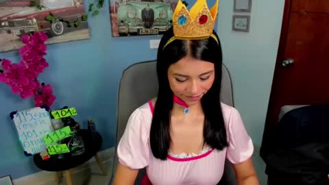 Snapshot of ashleey_johnson chatting on February 2025 01:27:02 PM linda online show from February 2025 01:27:02 PM