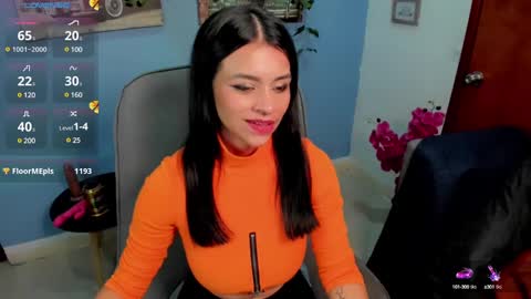 Snapshot of ashleey_johnson chatting on February 2025 05:15:01 PM linda online show from February 2025 05:15:01 PM