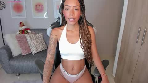 A S H L E Y online show from November 2025 08:33:02 PM