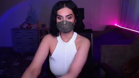   Yasmina   online show from January 2025 07:21:01 AM