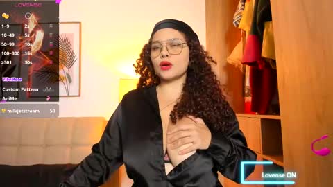 Snapshot of ashley_black6 chatting on November 2025 01:50:02 AM Soy Ash online show from November 2025 01:50:02 AM