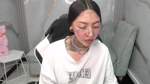 ashley_blum_v online show from November 2025 08:52:02 PM