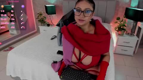 Ashleyy online show from February 2025 12:00:02 PM