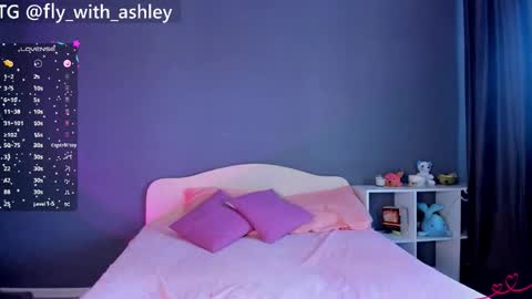 Snapshot of ashley_fly chatting on September 2025 06:59:02 AM ashley_fly online show from September 2025 06:59:02 AM