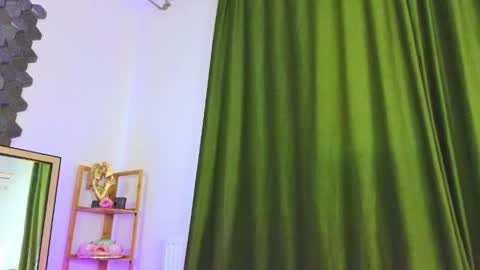 ashley_is_heree online show from March 2026 07:15:01 AM