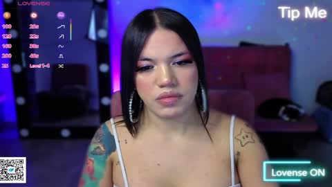 Snapshot of ashley_midnight chatting on April 2026 05:28:01 PM Ashley online show from April 2026 05:28:01 PM