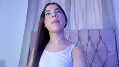 Snapshot of ashley_piinkk chatting on February 2025 06:04:01 PM Ashley online show from February 2025 06:04:01 PM