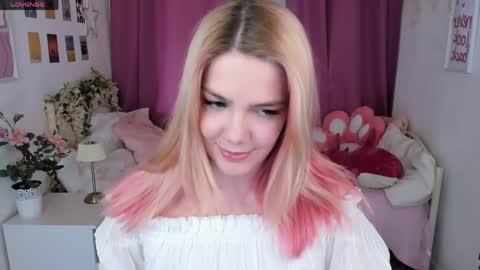 Snapshot of ashley_swan chatting on April 2026 07:41:01 PM Ashley next stream on Sunday online show from April 2026 07:41:01 PM