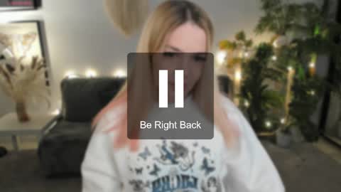 Snapshot of ashley_swan chatting on May 2026 07:09:02 PM Ashley next stream on Sunday online show from May 2026 07:09:02 PM