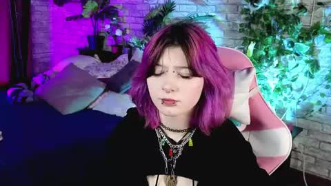 Ashley online show from April 2026 09:26:02 PM