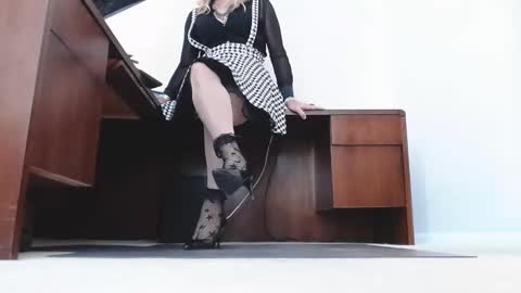 Ashley Ann online show from November 2025 06:46:02 PM