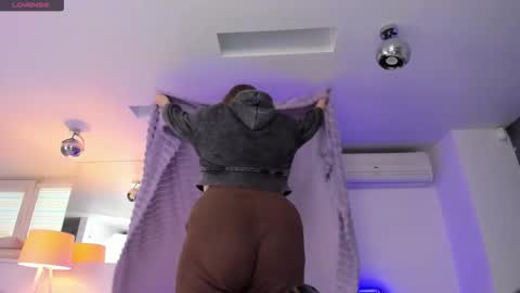 AshleyJonse online show from February 2026 06:42:02 AM