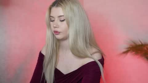 Snapshot of ashleyniko chatting on October 2025 04:02:02 PM AshleyNiko online show from October 2025 04:02:02 PM