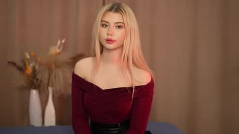 Snapshot of ashleyniko chatting on November 2025 03:34:01 PM AshleyNiko online show from November 2025 03:34:01 PM