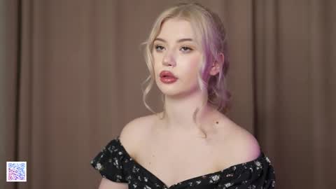 Snapshot of ashleyniko chatting on November 2025 03:54:02 PM AshleyNiko online show from November 2025 03:54:02 PM